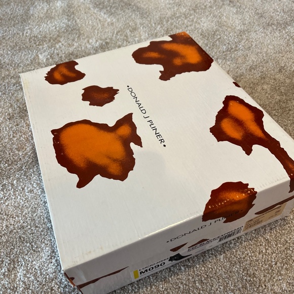 Donald J. Pliner Ankle Boots-gently used in original box - Picture 6 of 6